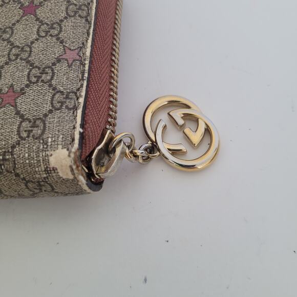 Gucci Micro GG Supreme Star Zippy Wallet Large Interlocking Charm Gray Pink Logo - Picture 12 of 12